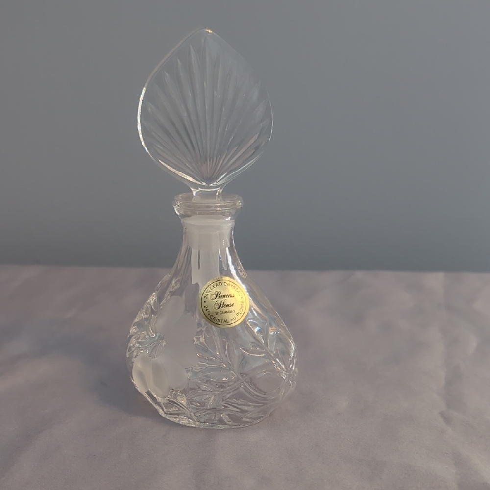Perfume Bottle With Fan Stopper by Princess House Crystal